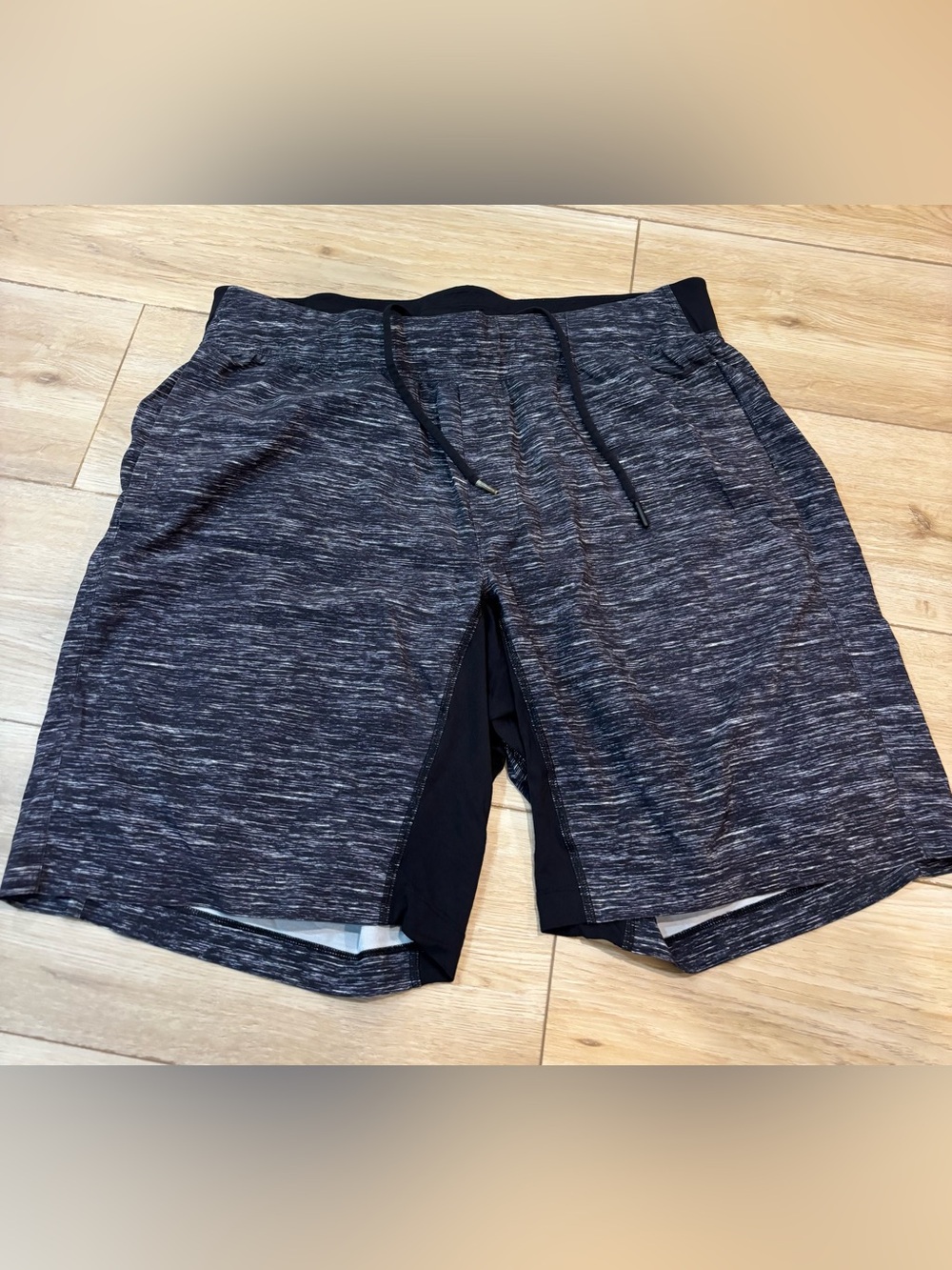 Lululemon Men's XL T.H.E. Short Lined 9" All Court Texture White Black